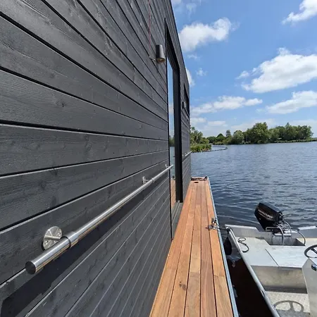 Botel Modern Tiny Houseboat To Visit Amsterdam
